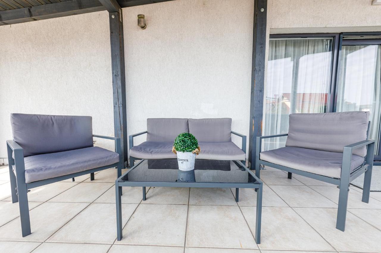 Apartament De Lux Cu Terasa Timisoara Exterior photo