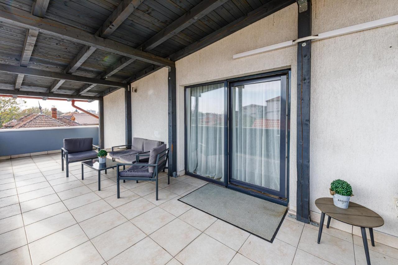 Apartament De Lux Cu Terasa Timisoara Exterior photo